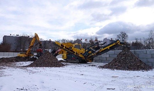 Przesiewacz skalpujący MAXBUD1